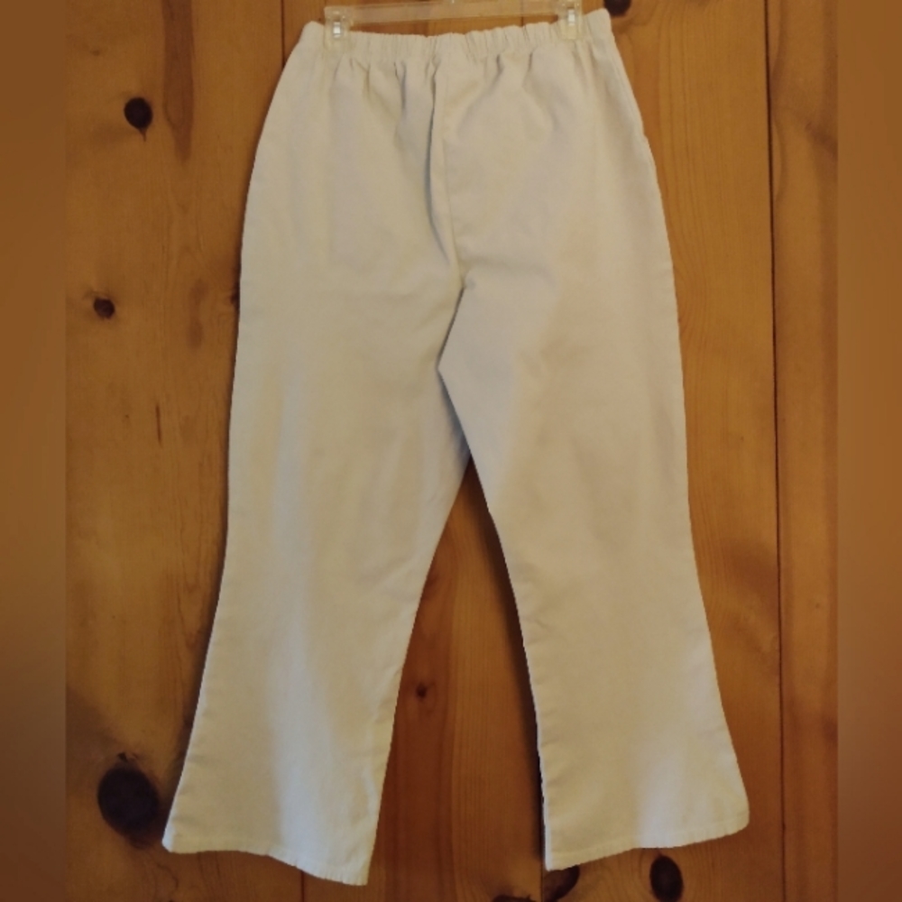 Denim&Co Petite Flare Cotton Pull On Pants - Picture 2 of 9